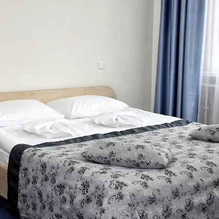 Hotel East Time
